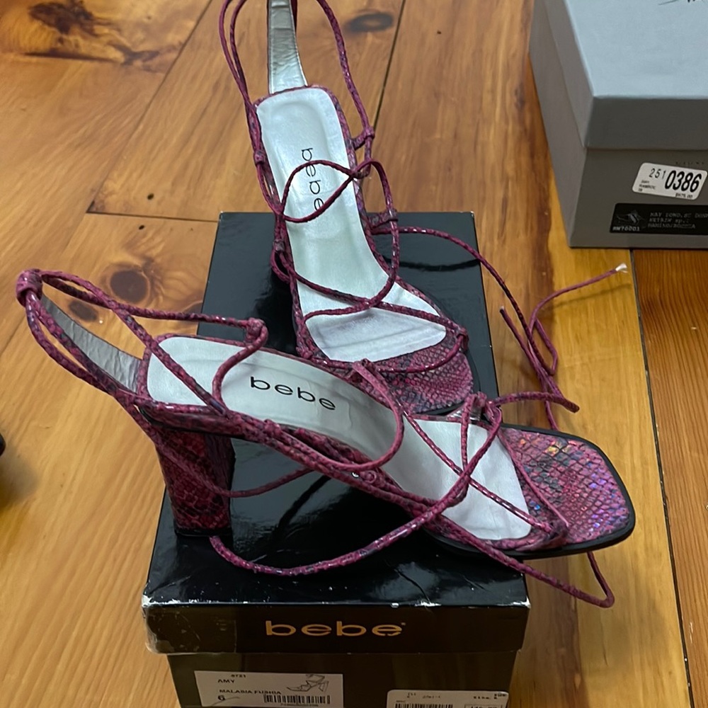 Bebe sandals/heels/wedged sandals